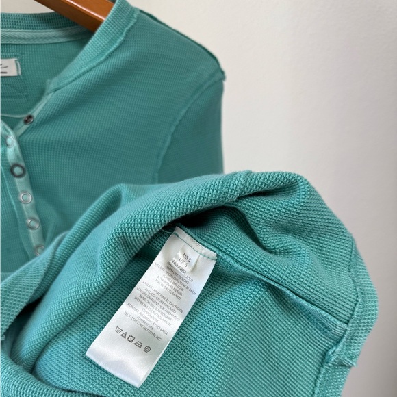 Free People We The Free NWOT Teal Long Sleeve Henley Top Women’s Size Small - Picture 6 of 7